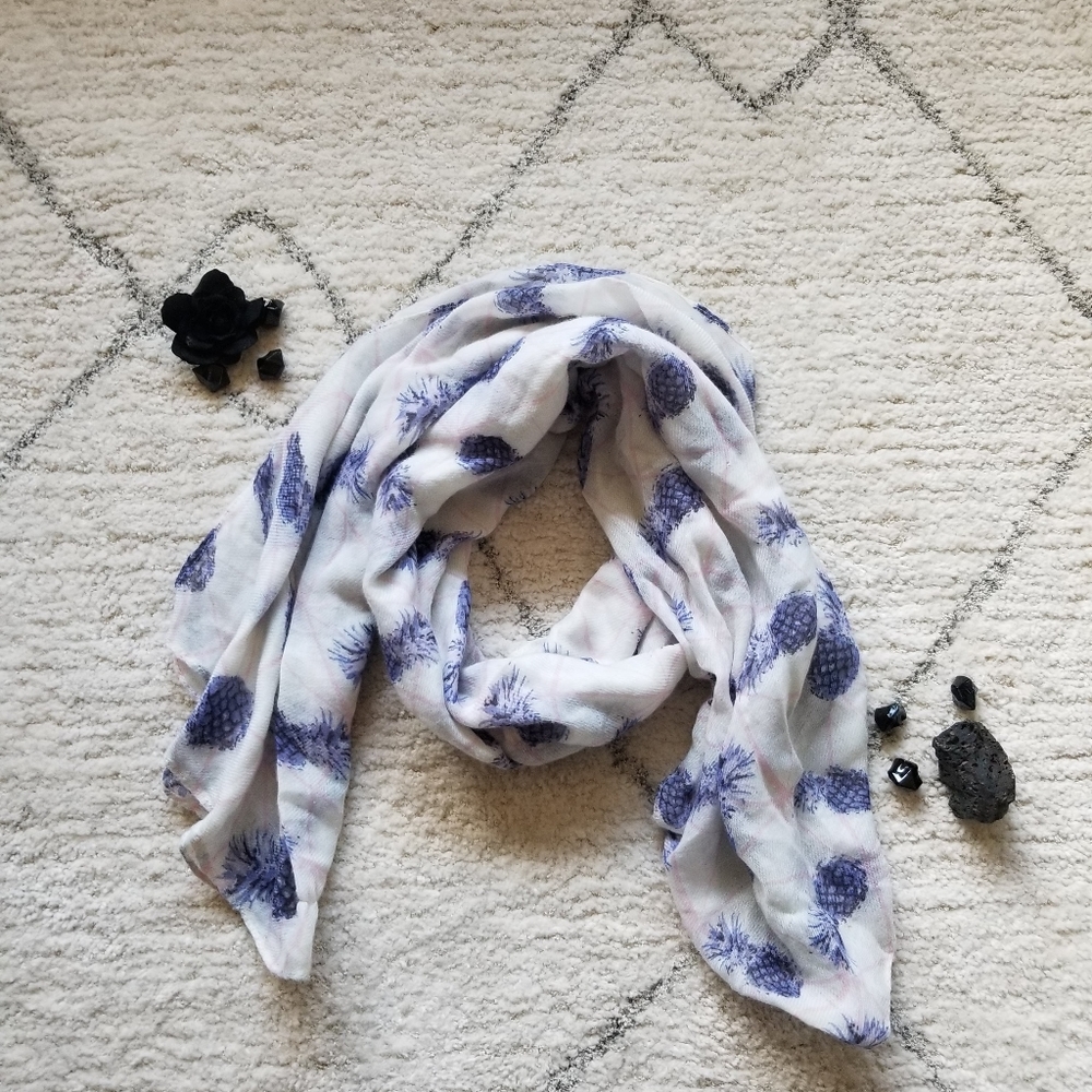 Pineapple print scarf